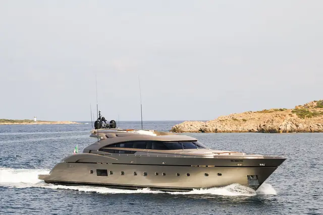 AB Yachts 116 — Luxury Yachts St. Tropez, Saint-Tropez