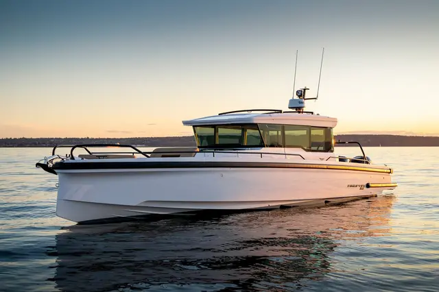 Axopar 37 — Luxury Yachts St. Tropez, Saint-Tropez