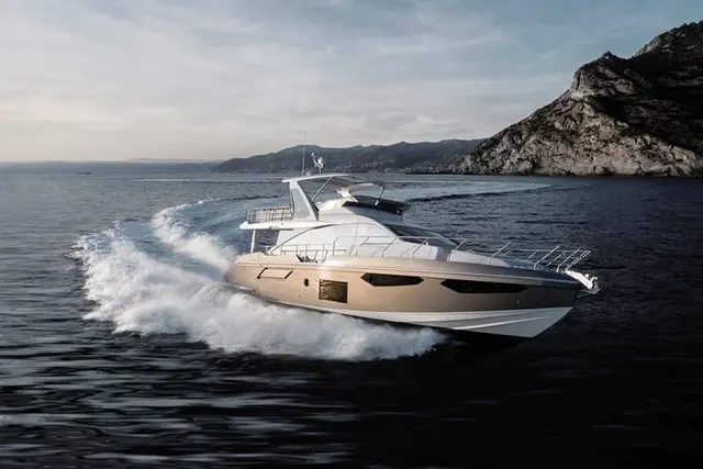 Azimut 60 — Luxury Yachts St. Tropez, Saint-Tropez