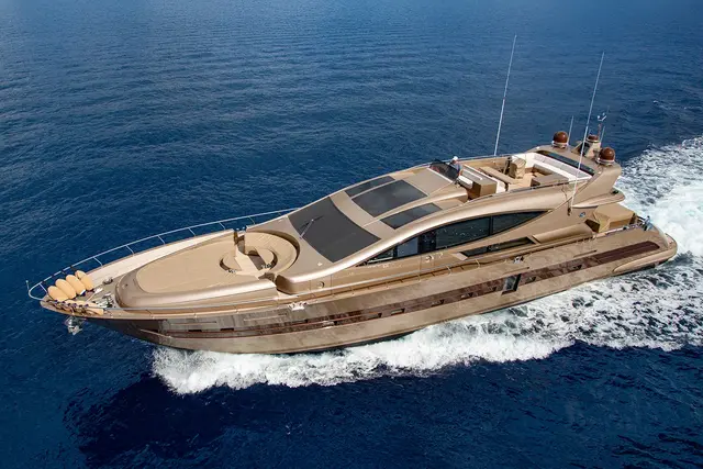 Cerri 102’ Flying Sport — Luxury Yachts St. Tropez, Saint-Tropez