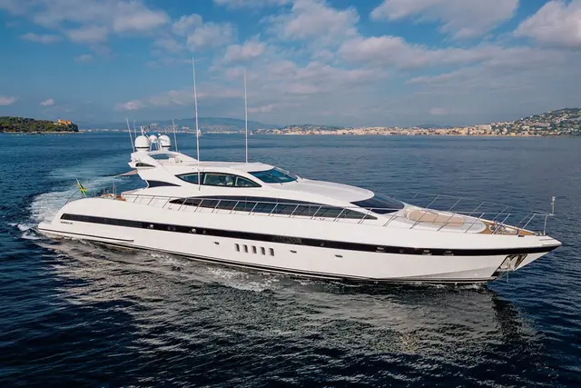 Mangusta 105 — Luxury Yachts St. Tropez, Saint-Tropez