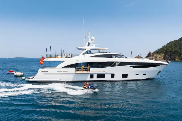 Princess 35M — Luxury Yachts St. Tropez, Saint-Tropez