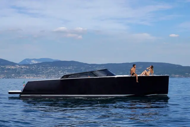 Vandutch 40 — Luxury Yachts St. Tropez, Saint-Tropez